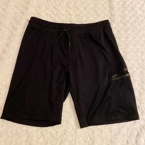 FABLETICS MEN’S FL2 PERFORMANCE SHORTS Size Large